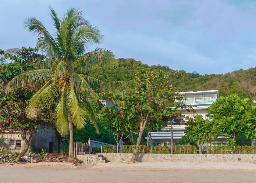 Phuket Province Wichit Exterior