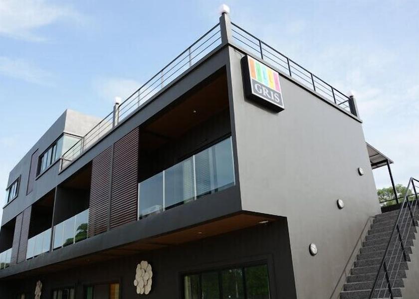 Prachuap Khiri Khan Pranburi Facade