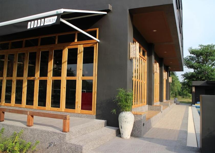 Prachuap Khiri Khan Pranburi Facade