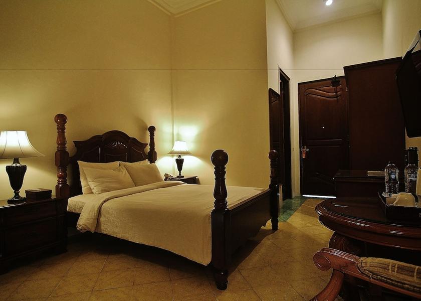  Borobudur Room