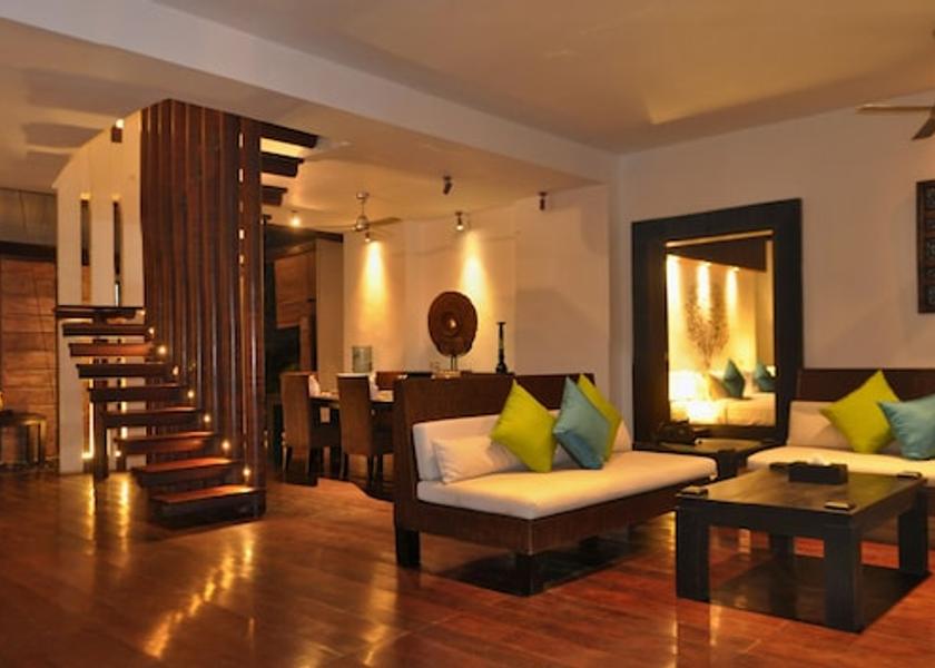 Bali Sukawati Interior Entrance