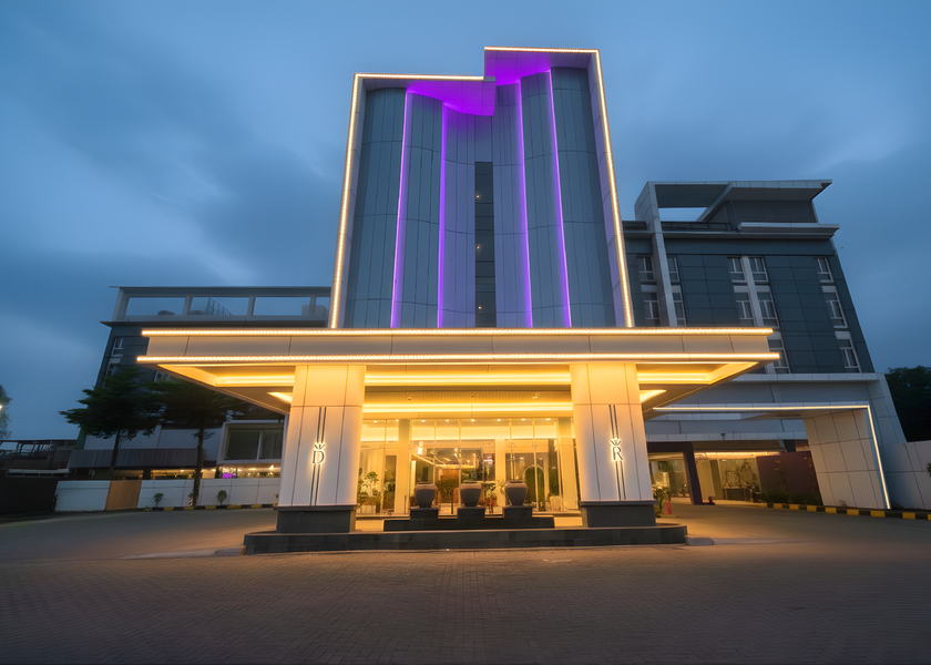 Banten Curug Hotel Exterior