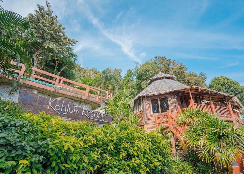Krabi Province Nuea Khlong Property entrance