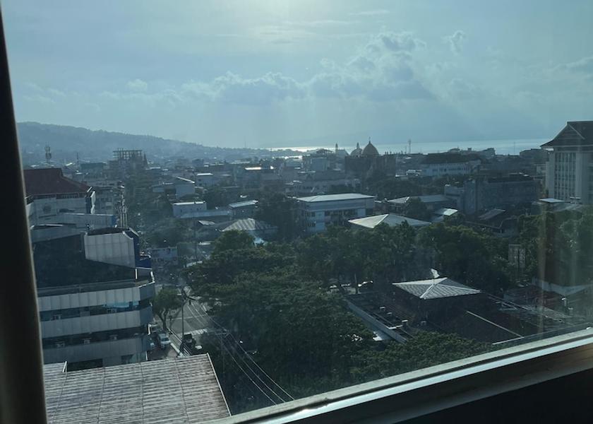  Ambon Room