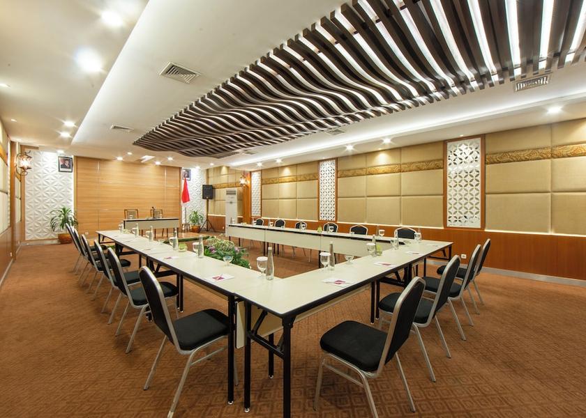 Meeting facility