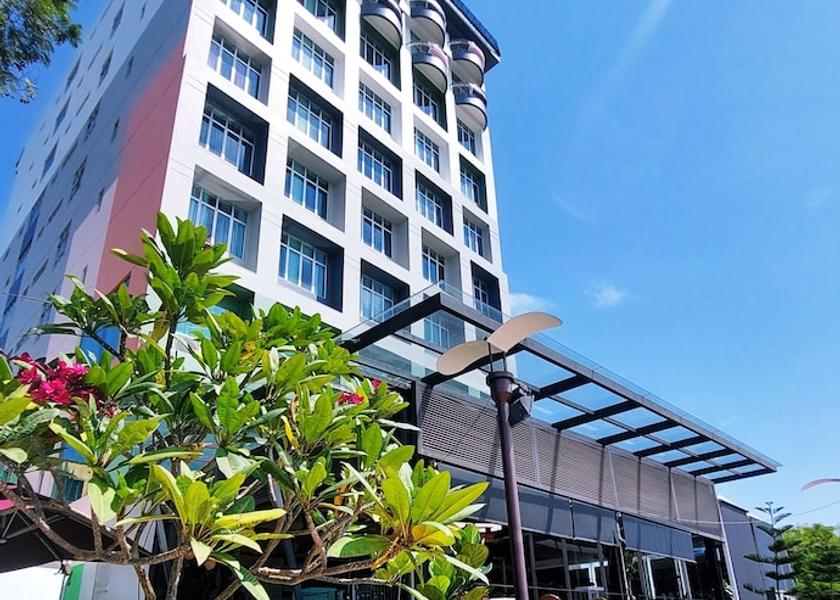 Pahang Kuantan Exterior Detail