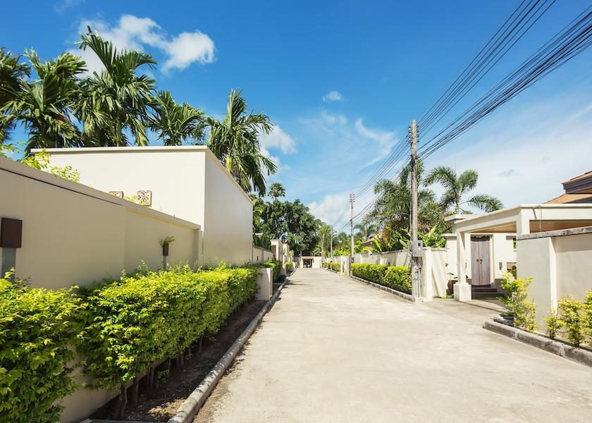 Phuket Rawai Exterior Detail