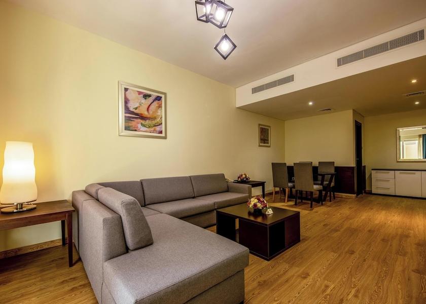  Sharjah Living area