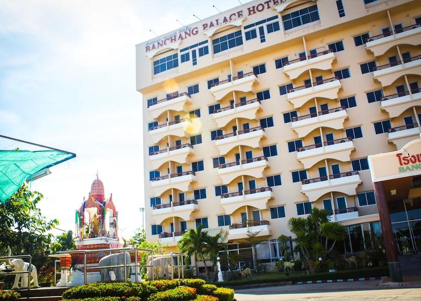 Rayong Province Ban Chang Facade