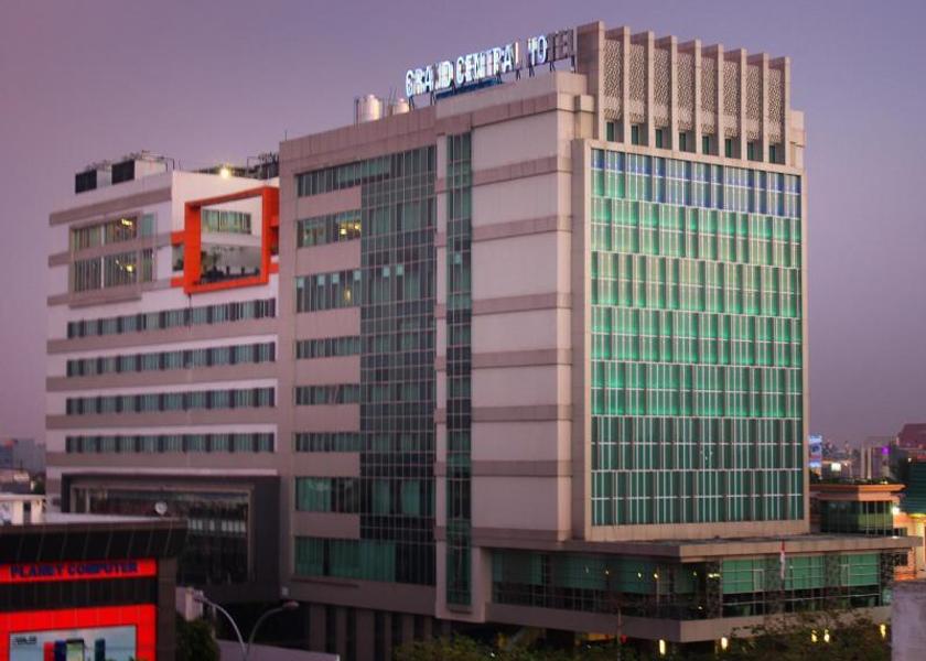 Riau Pekanbaru Hotel Exterior