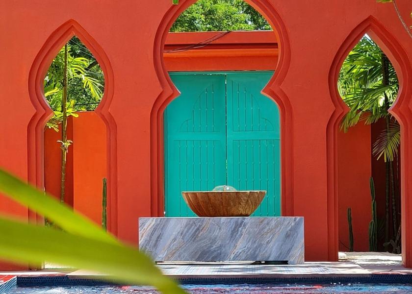 Phuket Thep Kasattri Exterior Detail