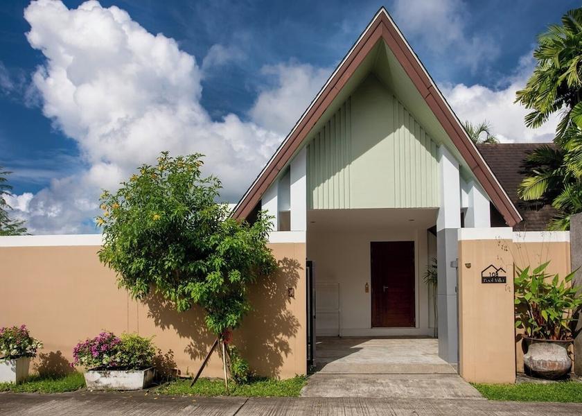 Phuket Province Thep Krasattri Room