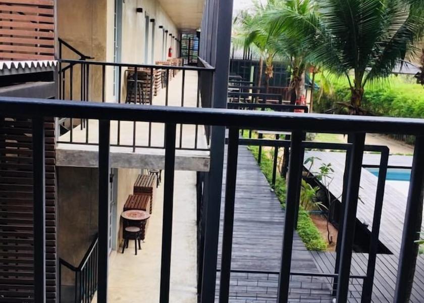 Chonburi Province Si Racha Porch