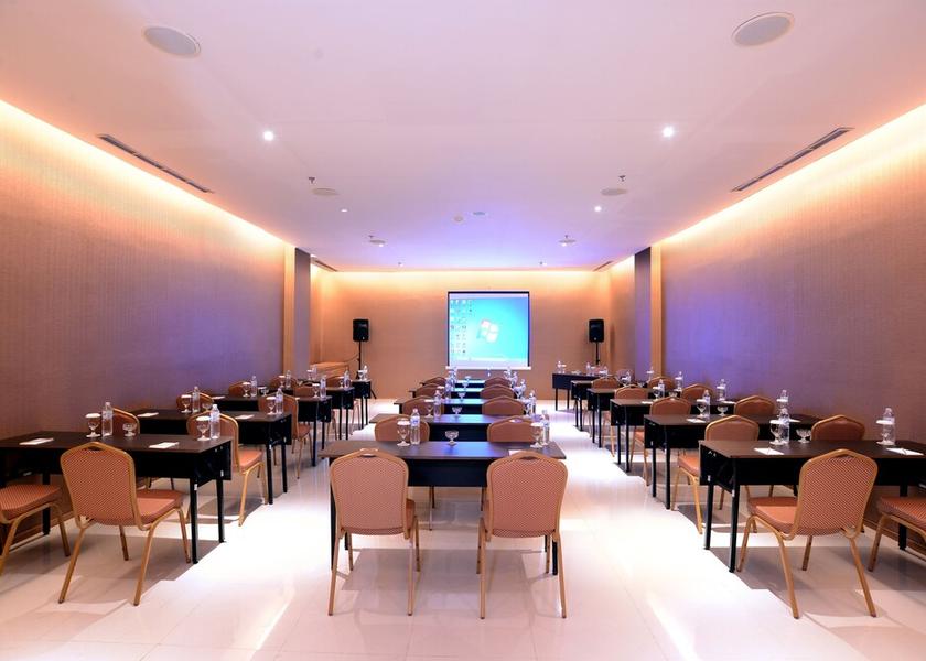  Lahat Meeting Room