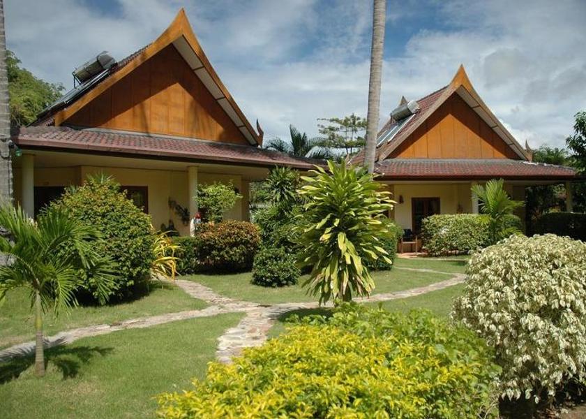 Phuket Province Rawai Hotel Exterior