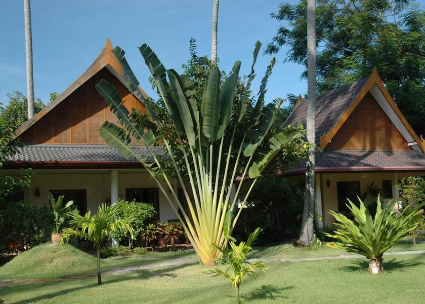 Phuket Rawai Property Grounds