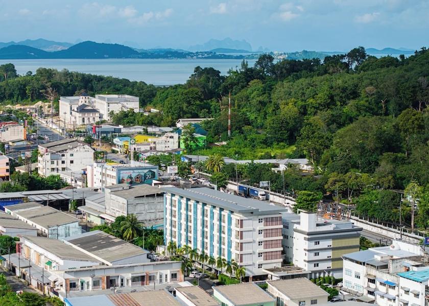 Phuket Province Ratsada Exterior