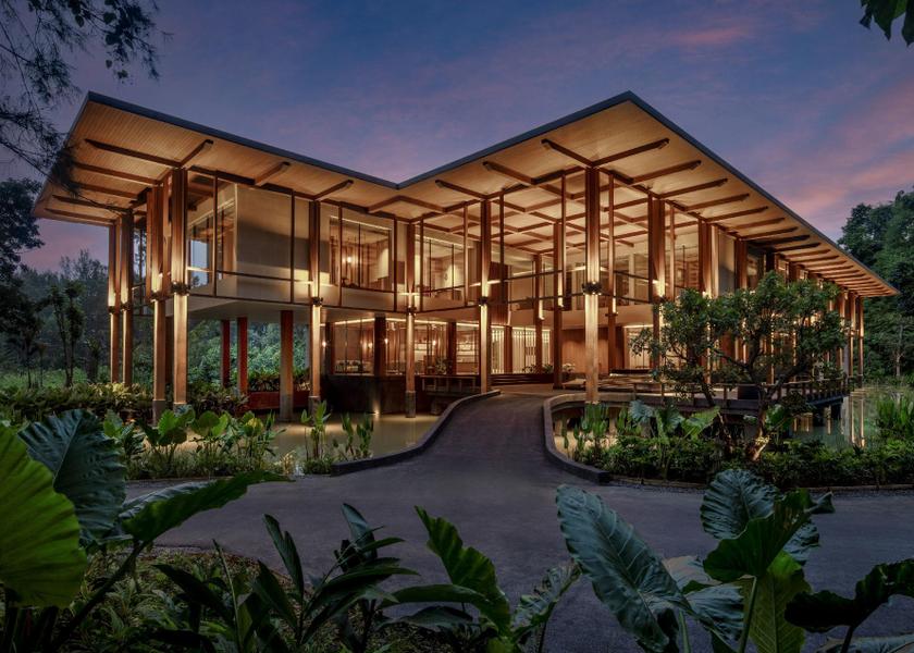 Phuket Province Choeng Thale Spa