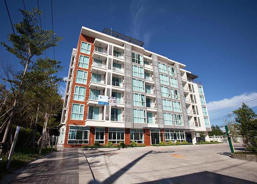 Chonburi Chonburi Exterior Detail