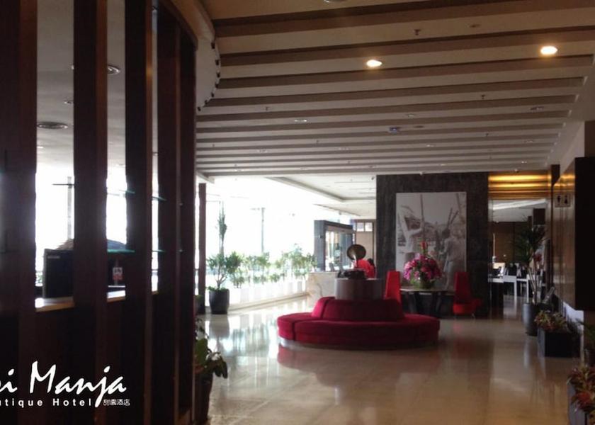 Pahang Kuantan Interior Entrance