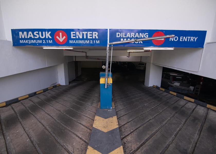 Parking lot