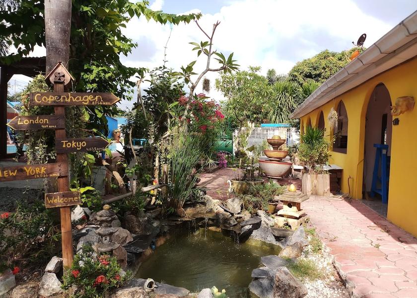 Rayong Province Ban Chang Facade