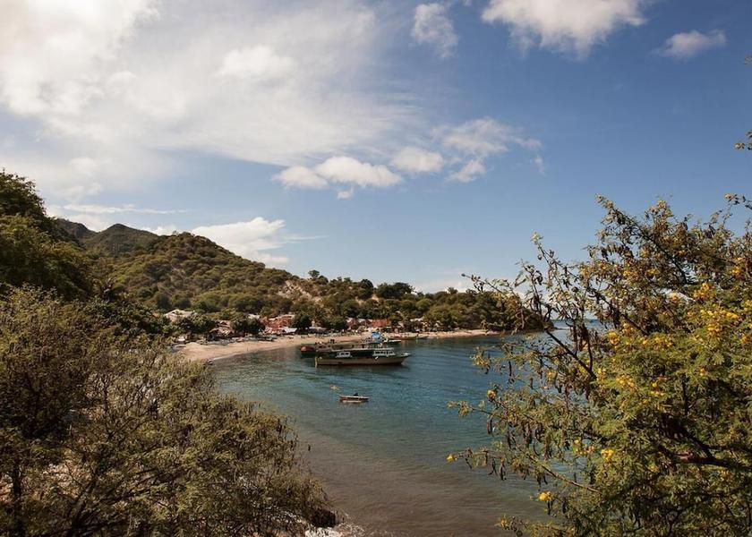 Gorontalo Gorontalo Beach