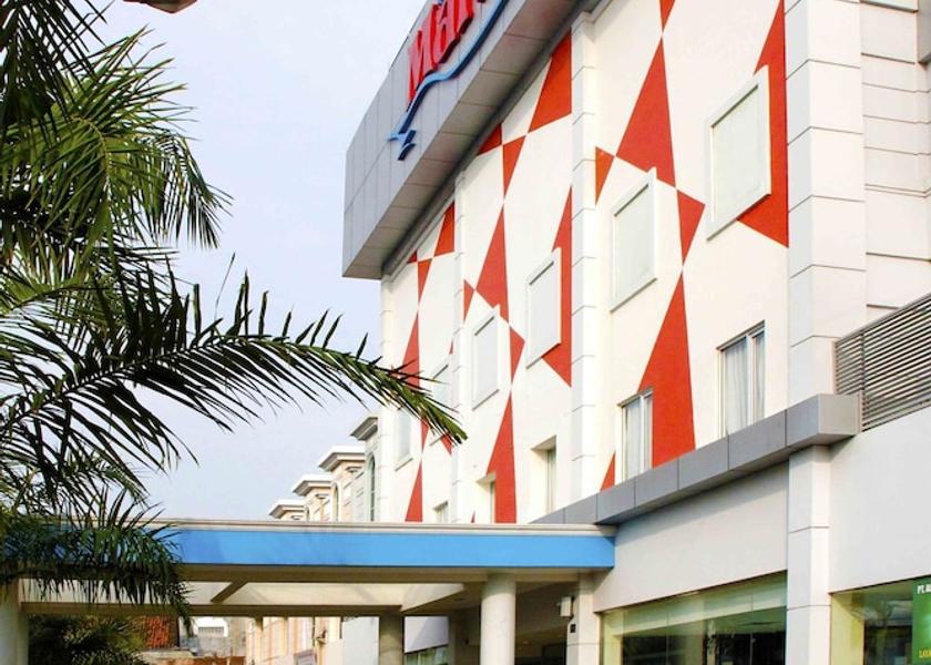 Central Java Wiradesa Front of property