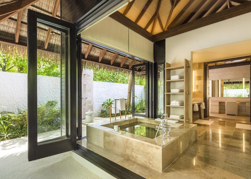Thaa Atoll Maalefushi Bathroom