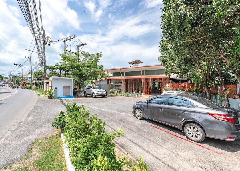 Phuket Chalong Exterior Detail