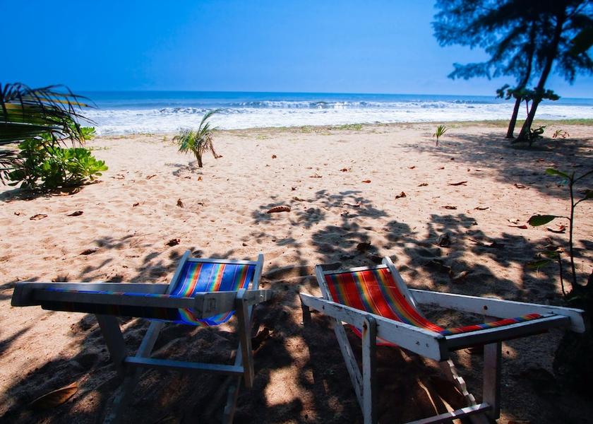 Prachuap Khiri Khan Thap Sakae Beach