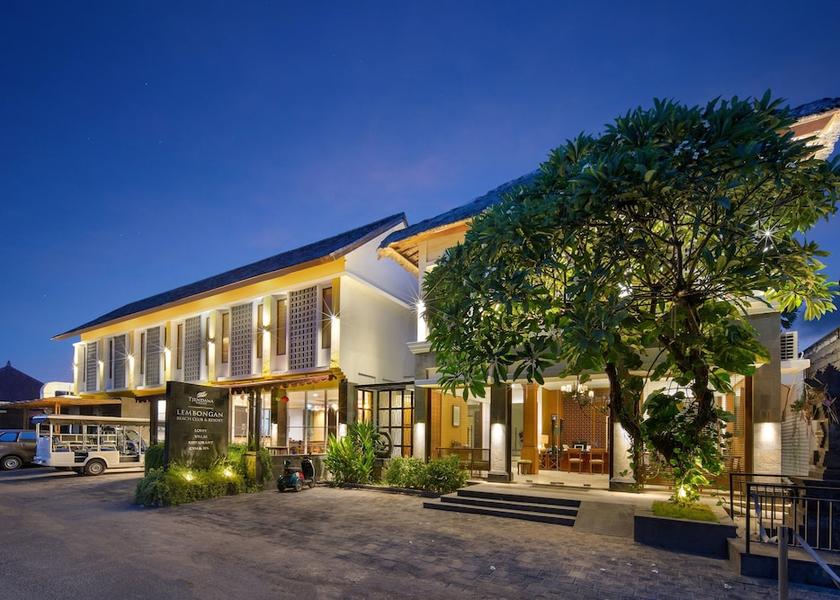 Bali Lembongan Island Front of property
