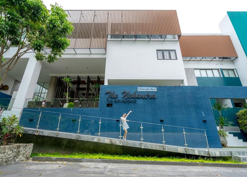 Phuket Ratsada Interior Entrance