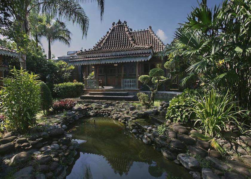 Central Java Ungaran Terrace/patio