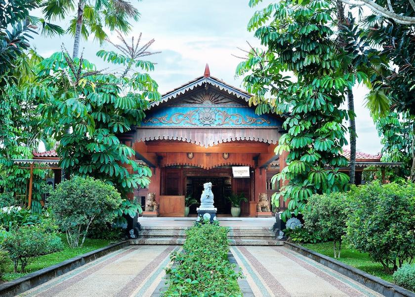 Central Java Ungaran Interior entrance