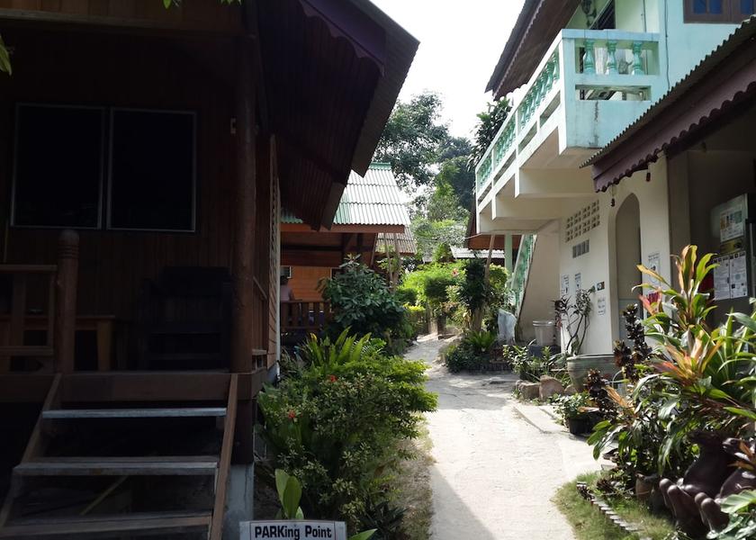 Surat Thani Koh Tao Property Grounds