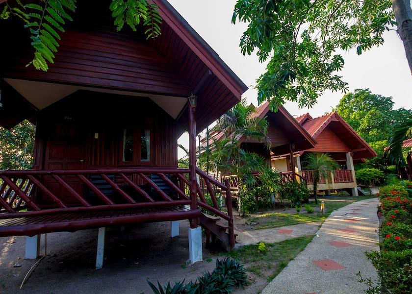 Surat Thani Koh Phangan Facade