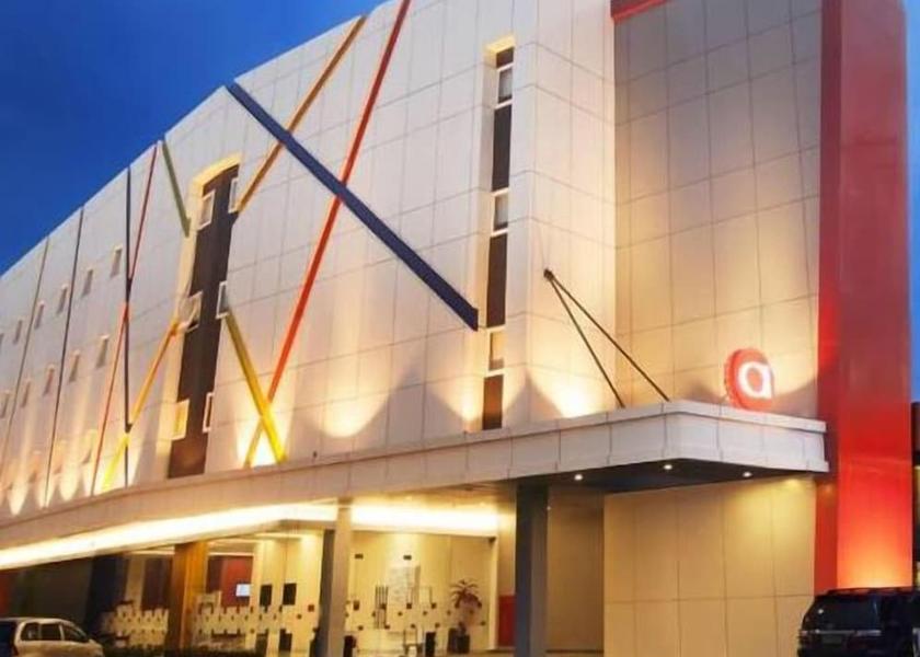  Samarinda  Exterior Detail