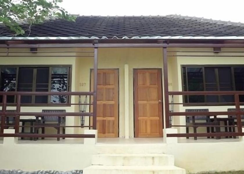 Nakhon Ratchasima Wang Nam Khiao Facade