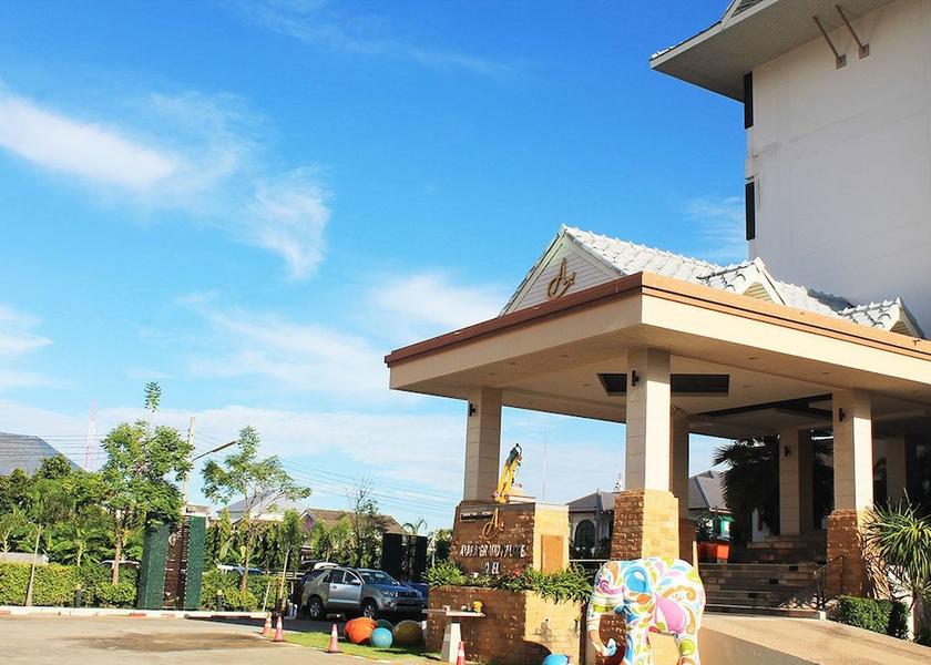 Phitsanulok Phitsanulok Exterior Detail