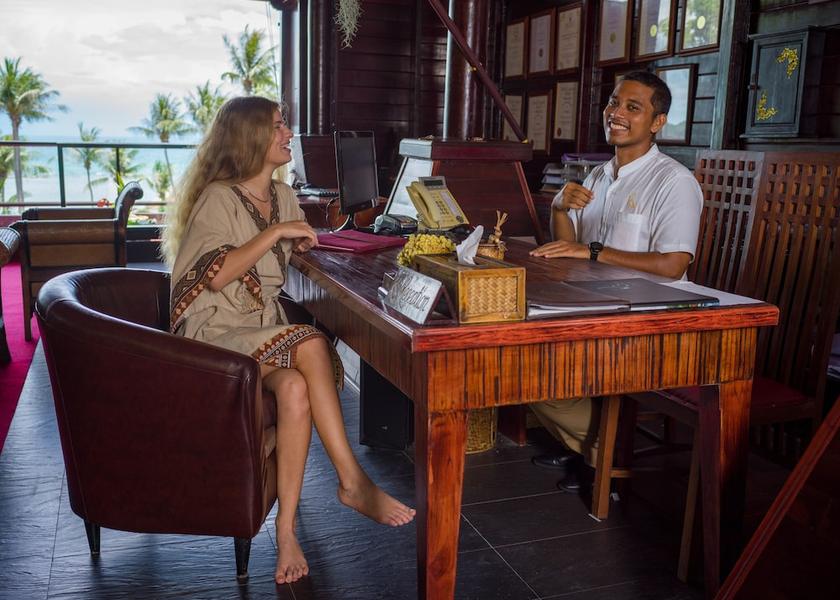 Surat Thani Koh Phangan Reception