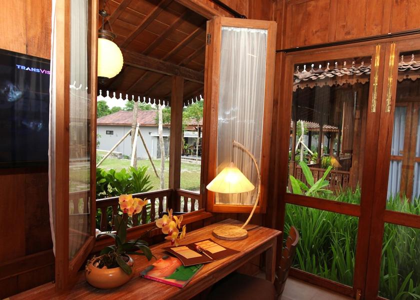 Central Java Mungkid Interior Entrance
