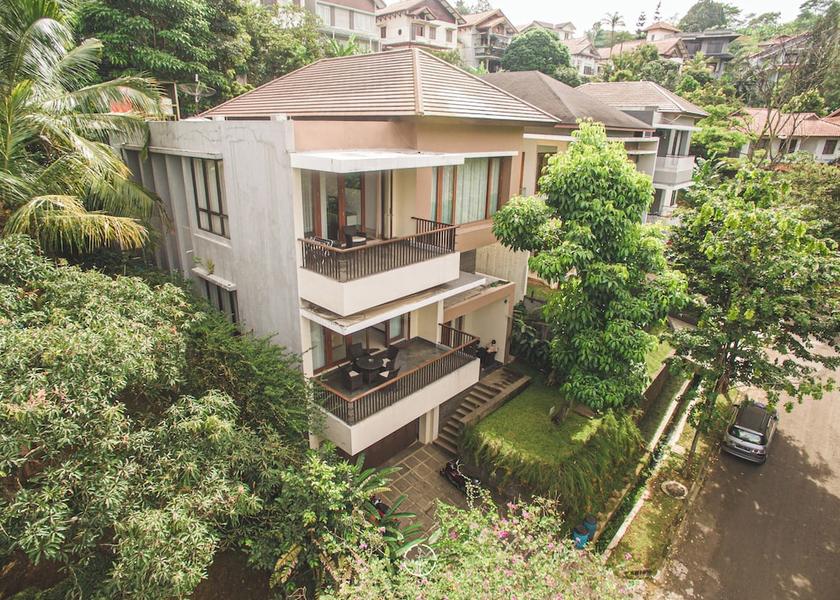 West Java Cimenyan Exterior Detail