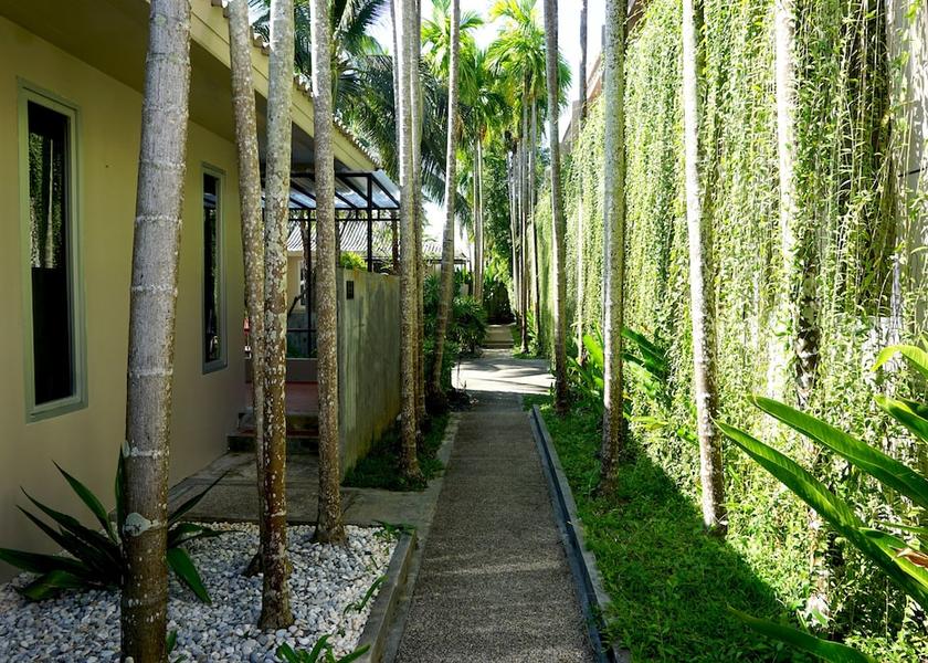 Phuket Chalong Facade