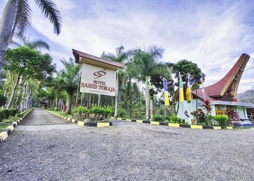  Toraja Property entrance