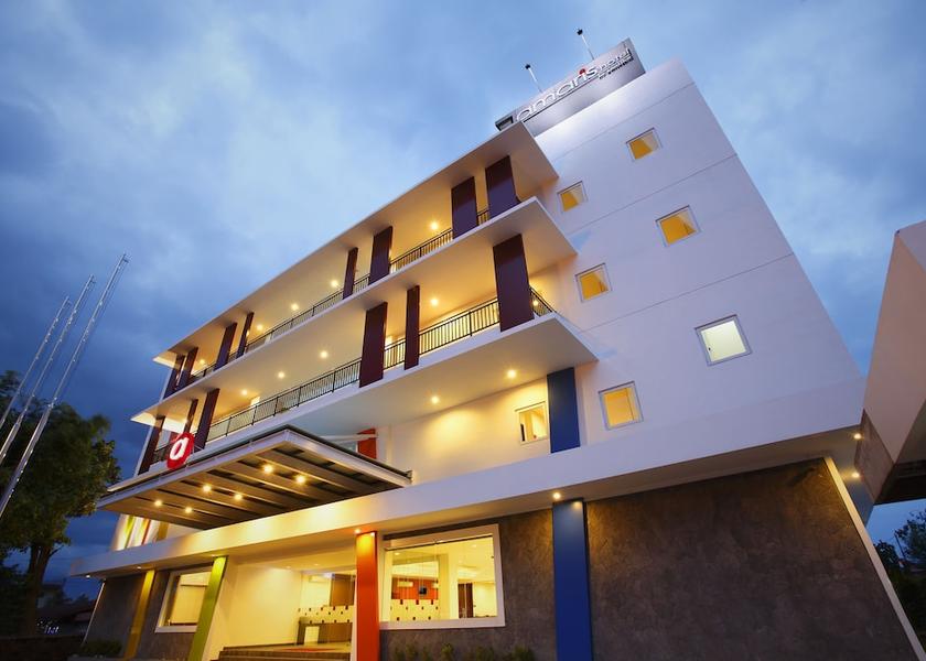 Jambi Bungo Front of property - evening/night