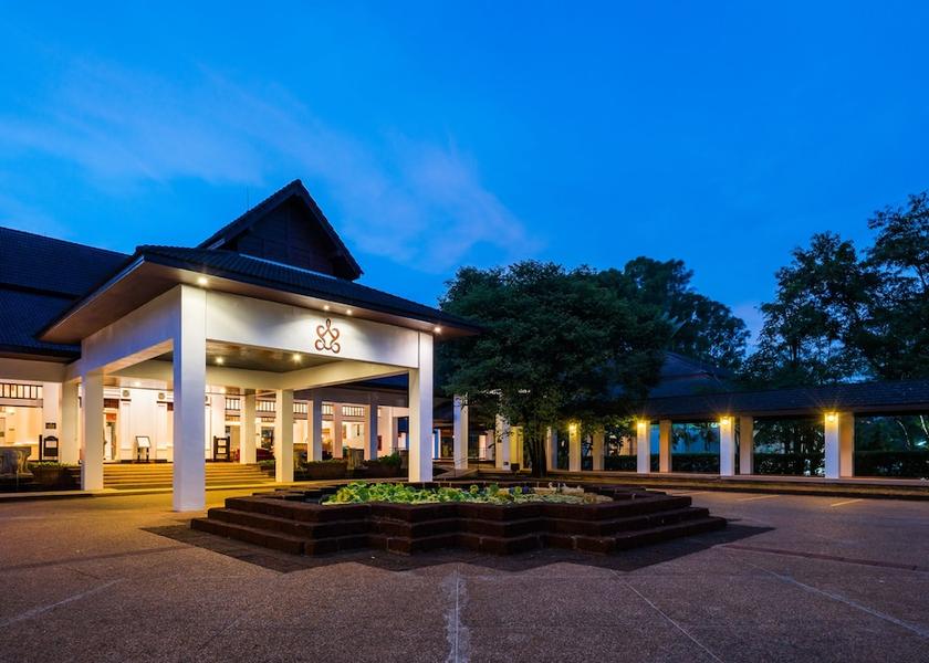 Prachin Buri Si Maha Phot Entrance