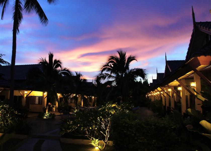 Phuket Rawai Exterior Detail