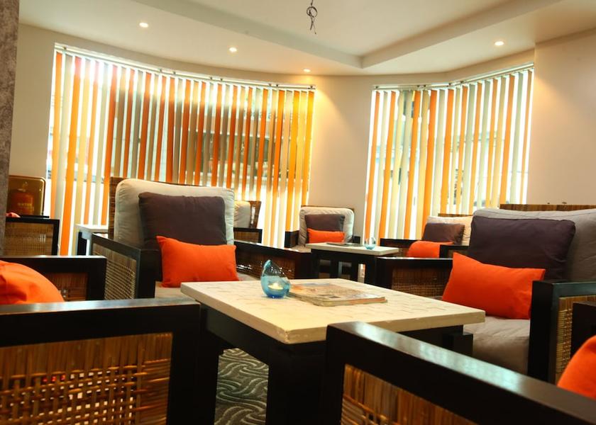 Kaafu Atoll Male Lobby
