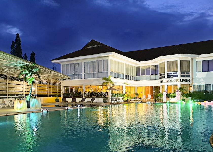 Bangkok Samut Prakan Outdoor pool